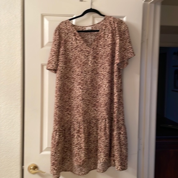 Spotted beige/brown dress - Picture 1 of 3